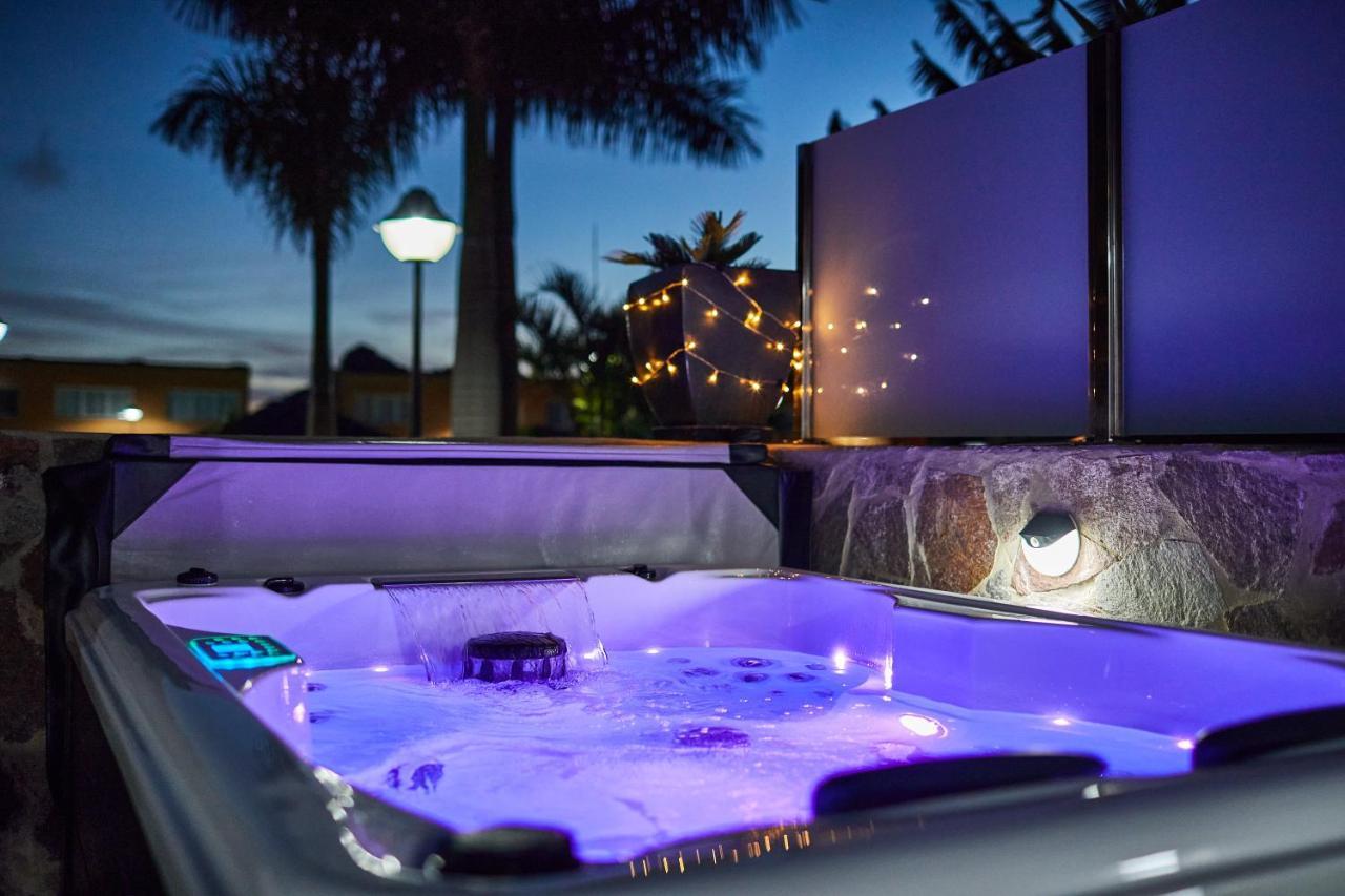 Villa Gisel La Playa de Tauro エクステリア 写真